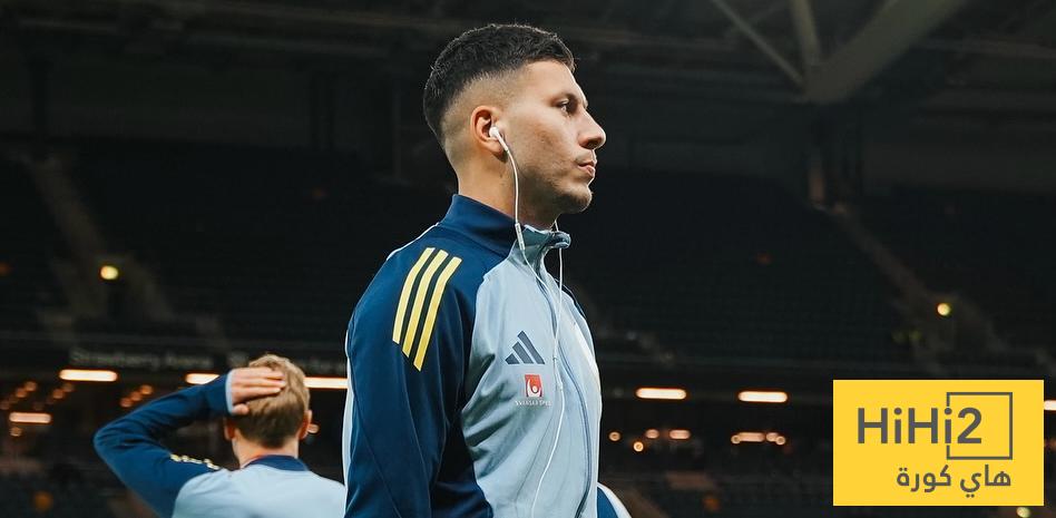 هل يشارك روني بردغجي أساسيًا مع المنتخب السويدي؟