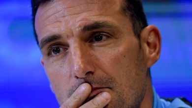 سكالوني يصدم ماستانتونو ونيكو باز