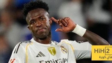 كيف وبخ إغليسياس فينيسيوس ؟