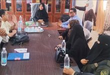 أمن عدن يدشّن برنامجًا توعويًا حول مخاطر الابتزاز الإلكتروني والمخدرات