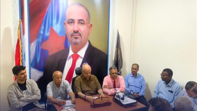 بحضور فريق الرقابة والتوجيه الرئاسي.. تنفيذية انتقالي صيرة تعقد اجتماعاً استثنائياً