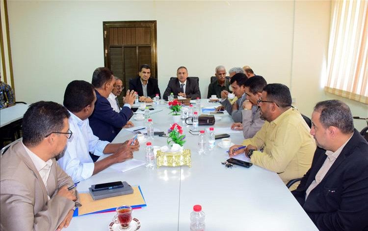 رئيس جامعة عدن يلتقي عمداء الكليات الموقعة على اتفاقيات الاعتماد الأكاديمي لمتابعة تنفيذ معايير الجودة