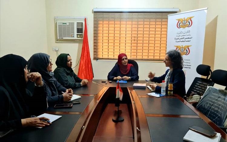 رئيسة اللجنة الوطنية للمرأة تبحث مع السفيرة الفرنسية تعزيز التعاون المشترك لدعم قضايا المرأة اليمنية