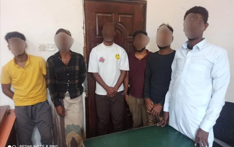 ضبط حالة تزوير في مركز الأحوال المدنية بالمنصورة بعدن