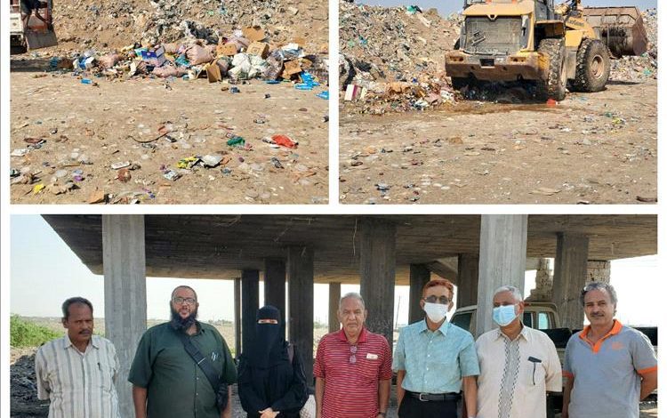 عدن.. إتلاف 2 طن من المواد الغذائية الفاسدة