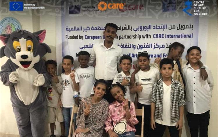 في قلب عدن.. مركز الفنون والثقافة يُعيد للأغنية والرقص العدني مجده الأصيل بقيادة أنيسة عباس