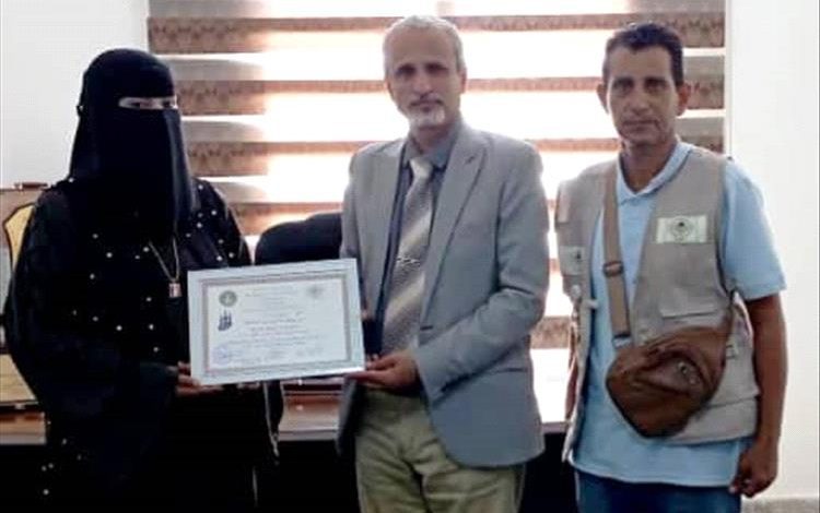 مؤسسة امل تكرم الوكيل  الشبحي  تقديرا لدعمه الانسان ورعايته للايتام