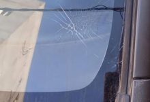 مسلحون يعتدون على المحامي فواز العويضاني في عدن ويحاولون اختطافه بعد خلاف بسيط على موقف سيارة