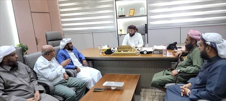نائب وزير الأوقاف والإرشاد  يناقش مع رئيس وأعضاء هيئة الفكر والإرشاد بالمجلس الانتقالي الجنوبي، سبل تعزيز التعاون والتنسيق
