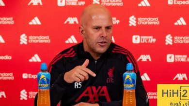 سلوت يكشف عن حالة المصابين قبل قمة مانشستر يونايتد