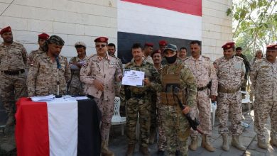 اختتام دورة مهارات قتالية في اللواء 145 مشاة بتعز