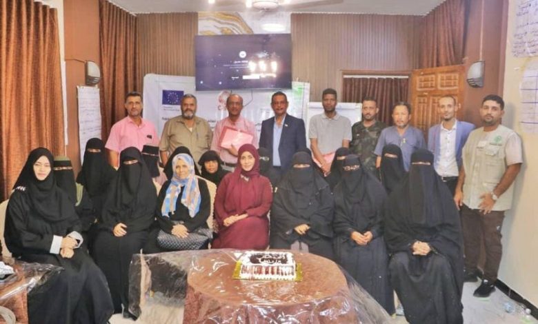 اختتام فعاليات الدورة التدريبية حول الدعم النفسي وإدارة الحالات بعدن