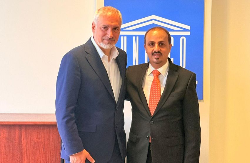 الارياني يلتقي نائب المدير العام لليونسكو ويدعو لتصعيد قضية اختطاف موظفيها لدى الحوثي