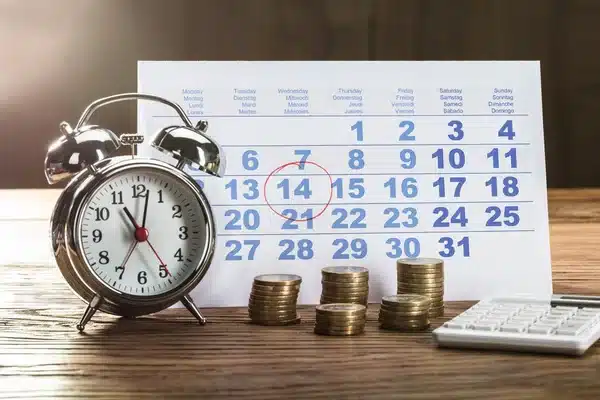 التقويم الاقتصادي وحكم تداول الفوركس: إجابات واضحة لأسئلتك 2025