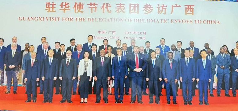 السفير الميتمي يشارك في افتتاح دورة الأسبوع الثقافي الصيني -الآسياني