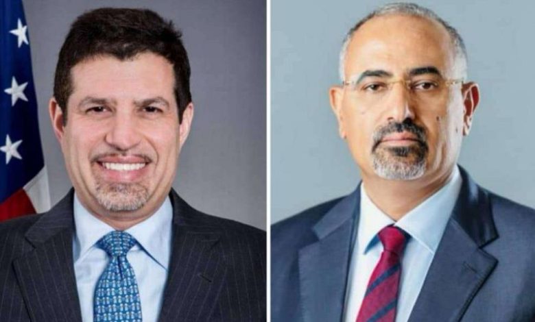 اللواء الزُبيدي يناقش مع السفير الامريكي جهود مجلس القيادة لمسار الإصلاحات والتعافي الاقتصادي