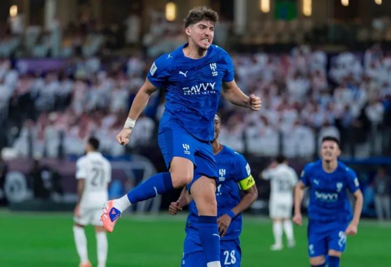 الهلال