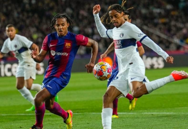 برشلونة ضد باريس سان جيرمان