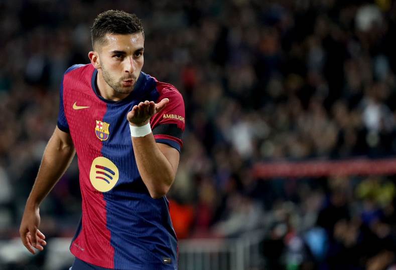برشلونة