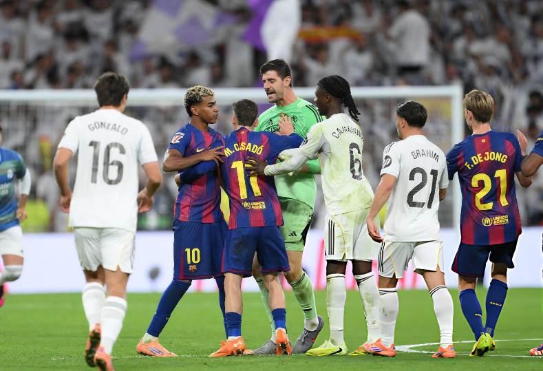 لامين يامال برشلونة وريال مدريد