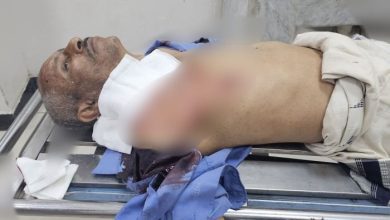 تعز.. قناص حوثي يصيب مواطنًا قرب منزله