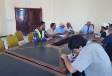 تعز.. مدير عام المخا يناقش مع مكتب الأمم المتحدة دعم مشاريع المياه والصرف الصحي
