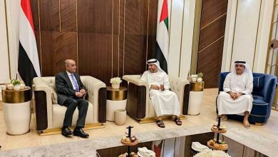 رئيس الوزراء يصل الى دولة الامارات العربية المتحدة في زيارة رسمية