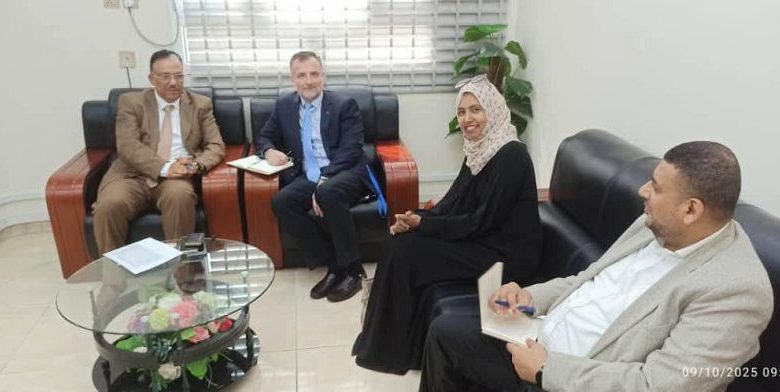 رئيس مصلحة الجمارك يبحث مع ممثل مفوضية اللاجئين تعزيز التعاون المشترك