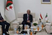 سفير اليمن يبحث مع وزيرة التعليم الجزائرية تعزيز التعاون في مجال التعليم الفني والتدريب المهني