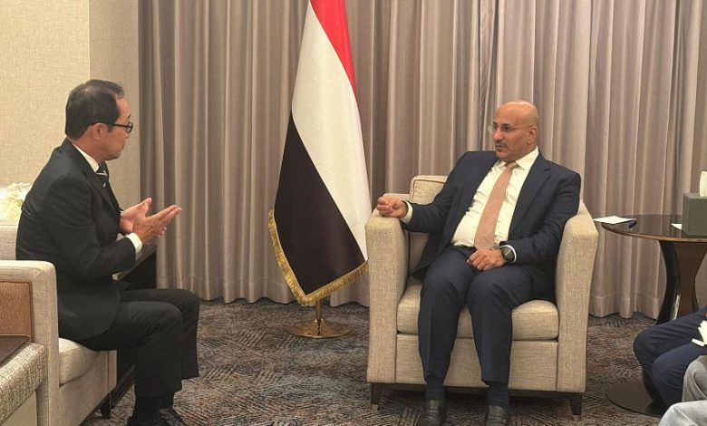 طارق صالح والسفير الياباني يبحثان التعاون المشترك وسبل تحقيق الاستقرار في اليمن