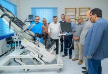 عضو مجلس القيادة طارق صالح يتفقد مركز 2 ديسمبر للعلاج الطبيعي والتأهيل