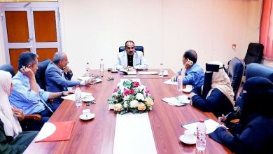 لقاء بعدن يناقش فرص التعاون بين وزارة الزراعة واتحاد الجمعيات والمؤسسات الخيرية