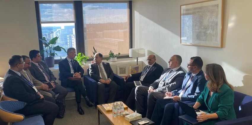 لقاء في واشنطن يبحث مستجدات الأوضاع الاقتصادية والمالية والنقدية في اليمن