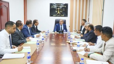 مجلس القضاء الأعلى يكلّف عدداً من القضاة للعمل في محاكم عدن وحضرموت