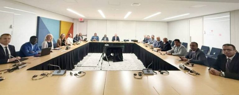 محافظ البنك المركزي ونائب وزير المالية يبحثان مع دائرة الإحصاءات بصندوق النقد تعزيز التعاون والدعم الفني