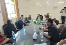 محافظ الضالع يناقش مع ممثلي هيئة الإغاثة وجمعية رعاية الأسرة التدخلات الإنسانية والتنموية