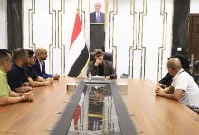 محافظ حضرموت يشيد بمشروع "أمن" لتعزيز مكافحة جرائم الابتزاز الإلكتروني