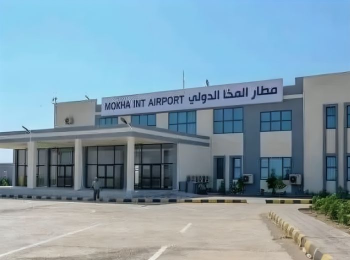 مدير مطار المخا: المطار جاهز وتشغيله يتوقف على جدول رحلات اليمنية