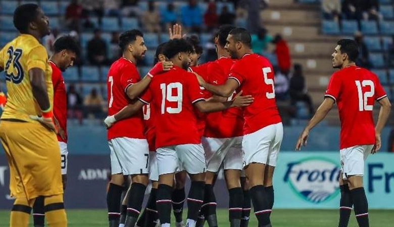 مصر بالقميص الأحمر وغينيا بيساو بالأخضر في مواجهة الغد – كل الكورة