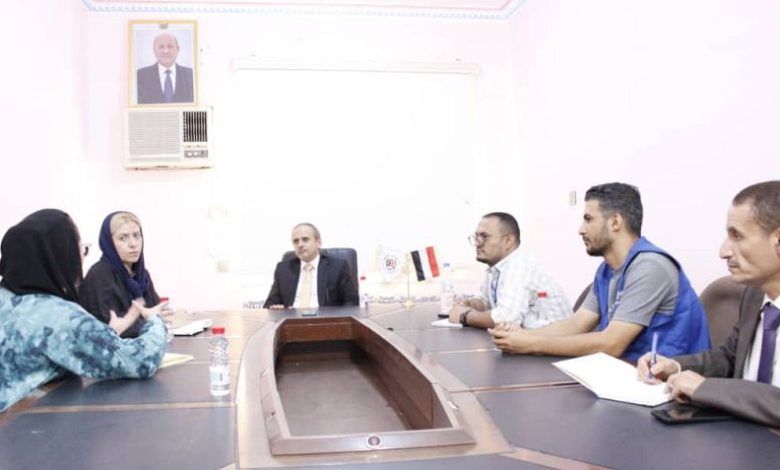 وزير التعليم العالي يبحث مع منظمة الهجرة الدولية احتياجات المعاهد المهنية في عدن ولحج وتعز