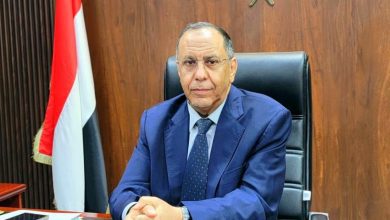 وزير الصناعة والتجارة يشيد بتضحيات أحرار اليمن في سبيل الخلاص من الاستعمار