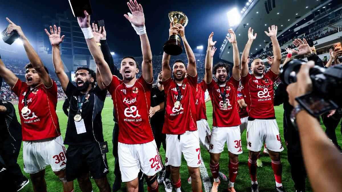بعد مغادرة المنتخب السعودي.. روبرتو مانشيني يتلقى عرضاً عربياً