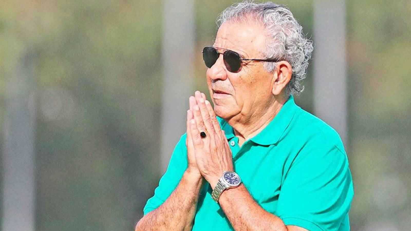 لاعب مهمل.. حازم إمام يشن هجومًا على نجم الزمالك (فيديو)