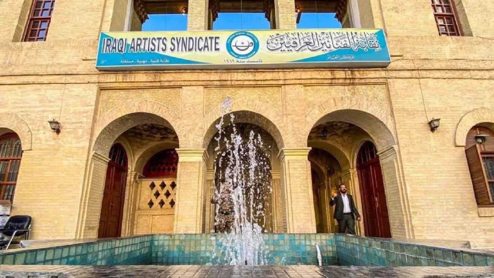 عازفة كمان يابانية تدخل غينيس بذراع اصطناعية وتلهم العالم (فيديو)