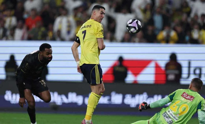 توروب يدرس قراراً خطيراً تجاه محمد الشناوي وشوبير