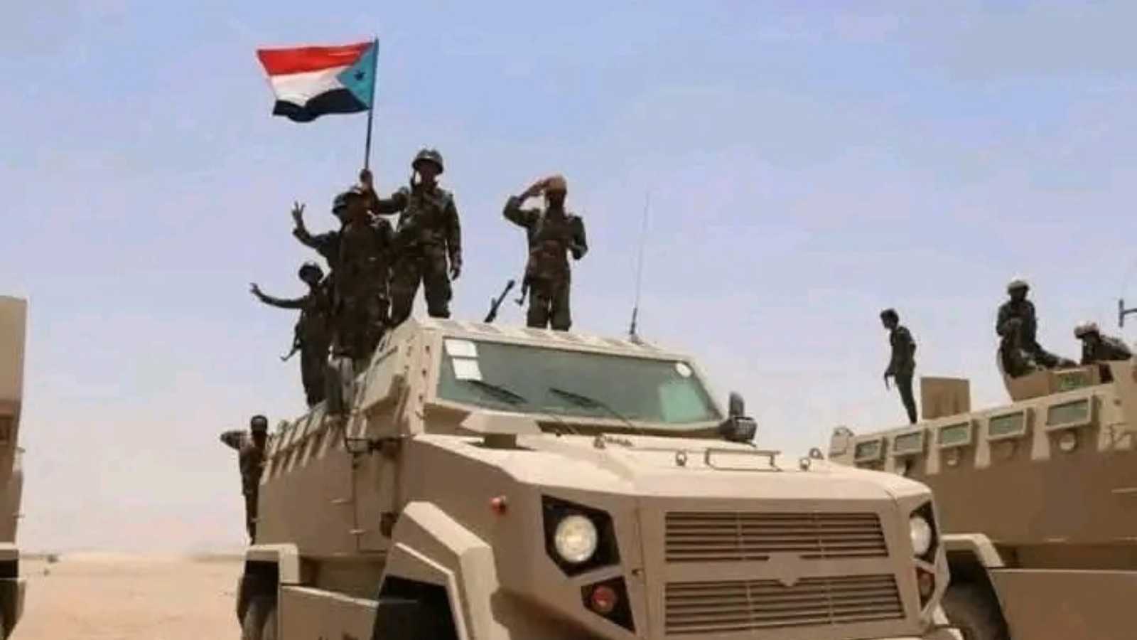 من قمة العشرين.. ماكرون يدعو لعلاقة