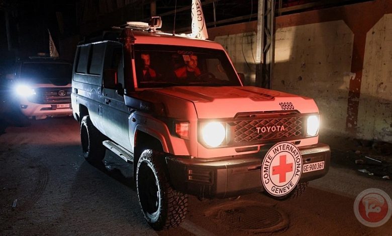 مكتب نتنياهو يعلن تسلم جثمان أسير إسرائيلي من القسام