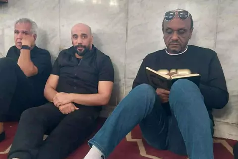 "محمد صبري إبني و دفنته بايدي انا وعبد الحليم علي وهشام حنفي"