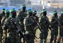 حماس توافق على اخراج مقاتليها من مناطق خلف الخط الاصفر عبر سيارات الصليب الأحمر