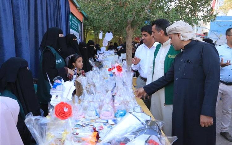 “ائتلاف الخير” يدشن في مأرب بازار التمكين المهني لمنتجات 90 مستفيدة بتمويل من مركز الملك سلمان
